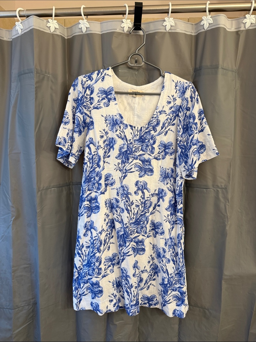 Blue Floral Midi Dress - White & Blue